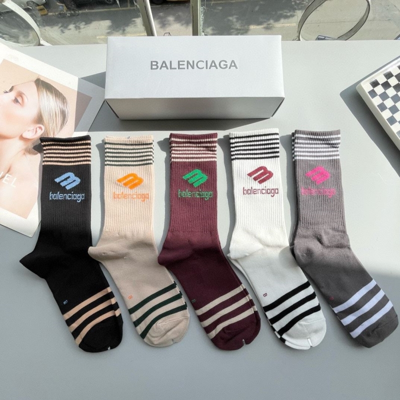 BALENCIAGA